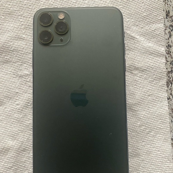 IPhone 11 Pro Max unlocked
